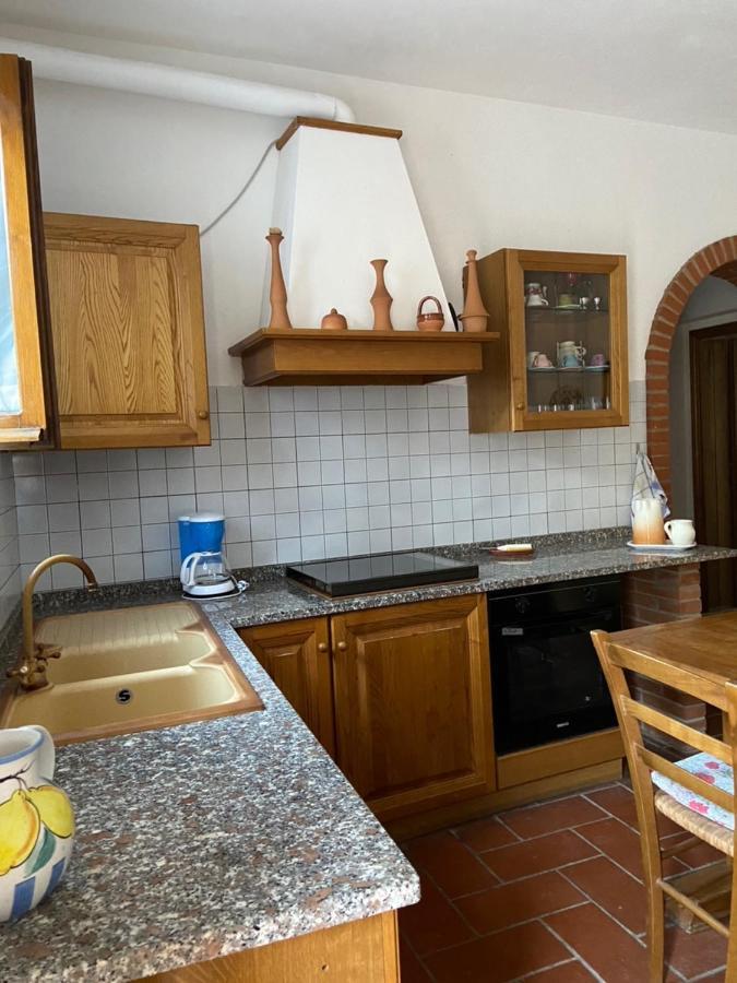 La Casina Rosella Apartment Монтайоне Екстериор снимка