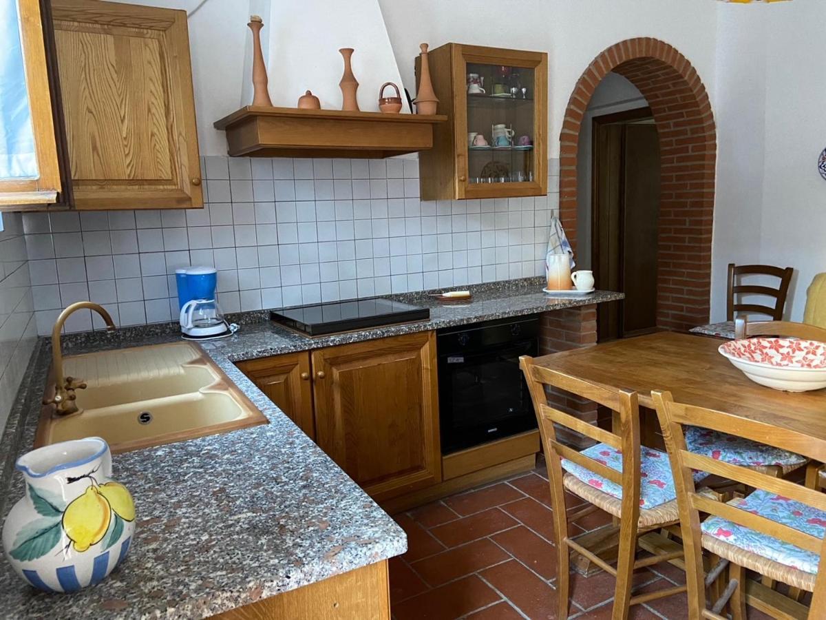 La Casina Rosella Apartment Монтайоне Екстериор снимка