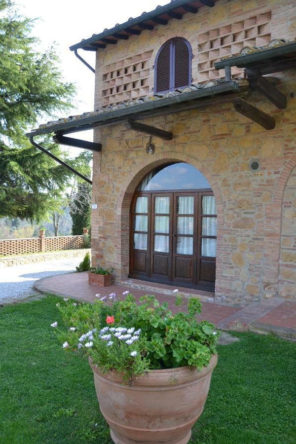 La Casina Rosella Apartment Монтайоне Екстериор снимка